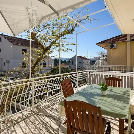 Apartment Marina *