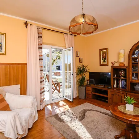 Apartment Marina *