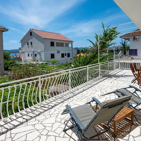 Apartment Marina